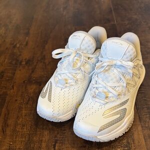 Skechers White pickleball Sneakers with Silver Accents